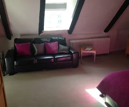 The Old Deanery Szálloda